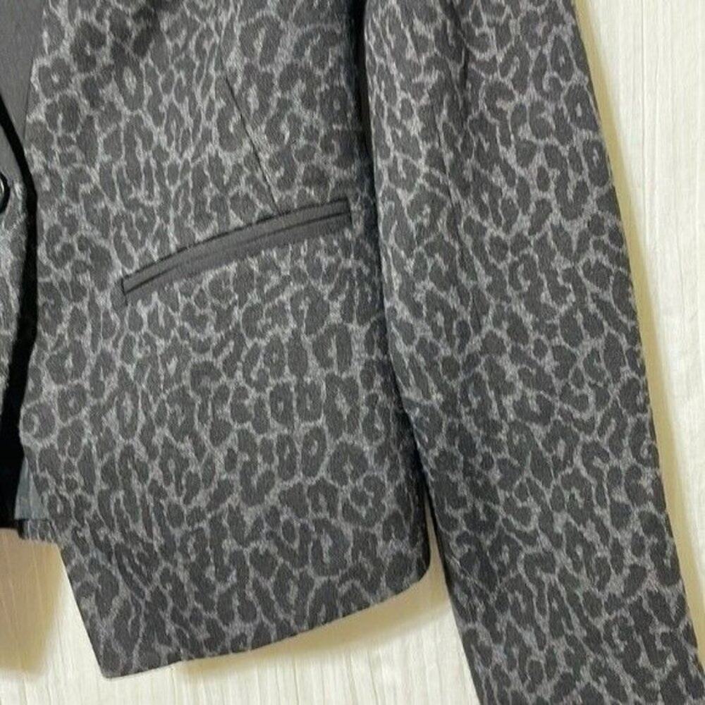 Ann Taylor Loft Leopard print black and grey jacket blazer size 00 petite - Picture 4 of 10